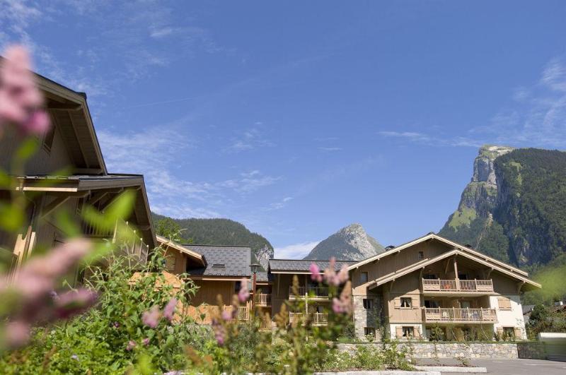 Cgh Residences & Spas La Reine Des Pres Samoëns Exteriör bild